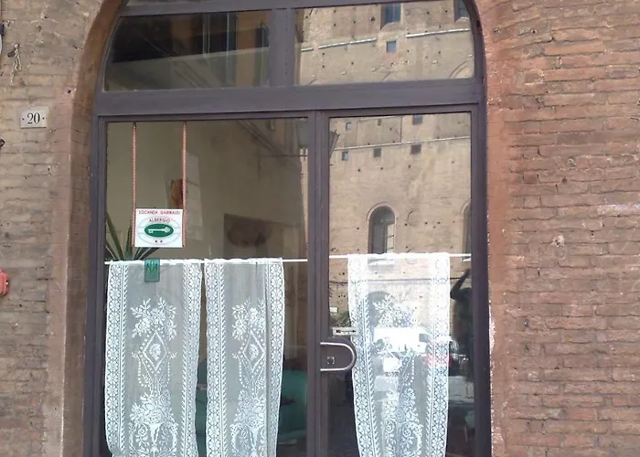 Garibaldi 2* סיינה