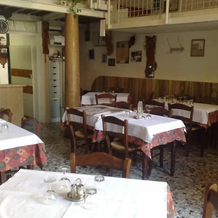 Garibaldi Hotel